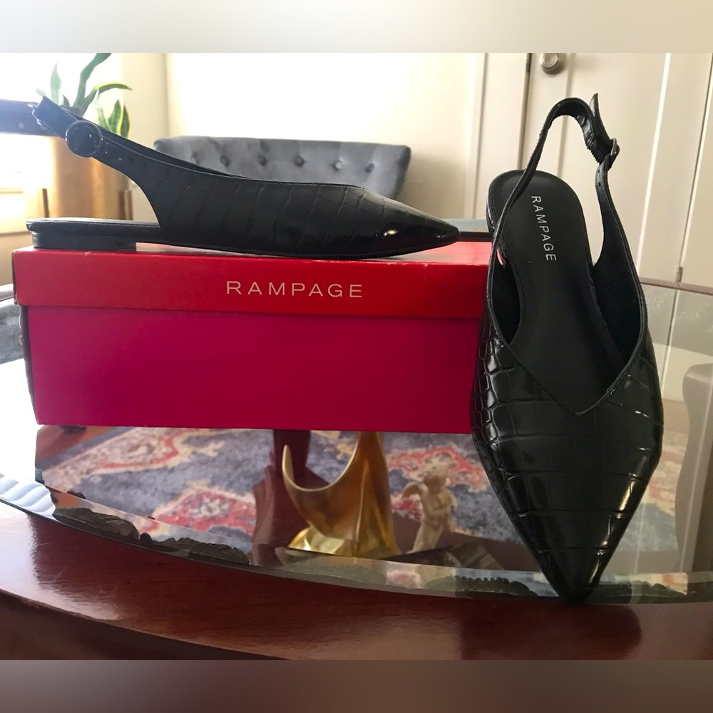 Rampage Black Pointed Toe sling-back flats